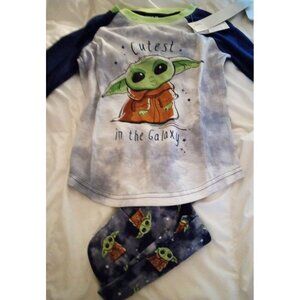 New Star Wars kids  Size 8 The Mandalorian Baby Yoda Pajama Set